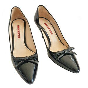PRADA BLACK PATENT LEATHER BOW PUMPS (37)